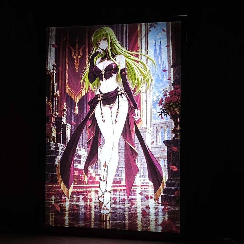 Lámpara C.C. - Code Geass - Palacio Carmesí - imagen de galería
