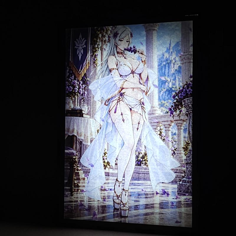 Lámpara Freya - DanMachi - Jardín del Palacio - lámpara encendida