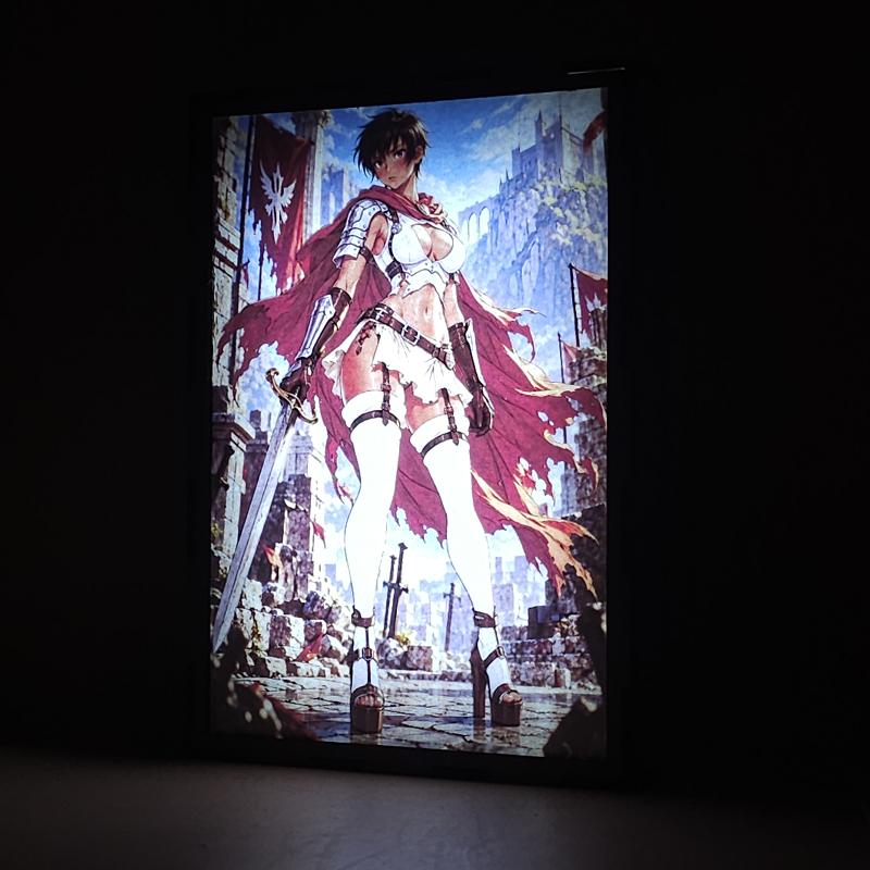 Lámpara Casca - Berserk - Guerrera en Ruinas - lámpara encendida con luz ambiente