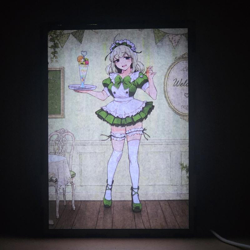 Lámpara Kiwi Araga Maid - Mahou Shoujo ni Akogarete - lámpara encendida