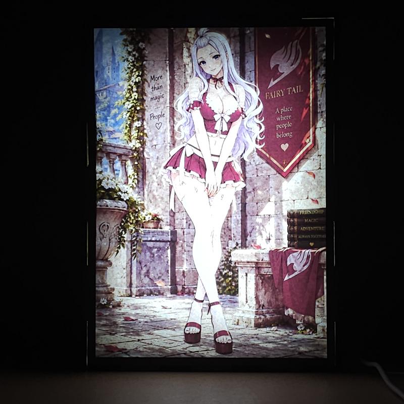 Lámpara Mirajane Strauss - Fairy Tail - lámpara encendida