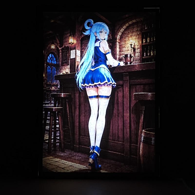 Lámpara Aqua - KonoSuba - lámpara encendida