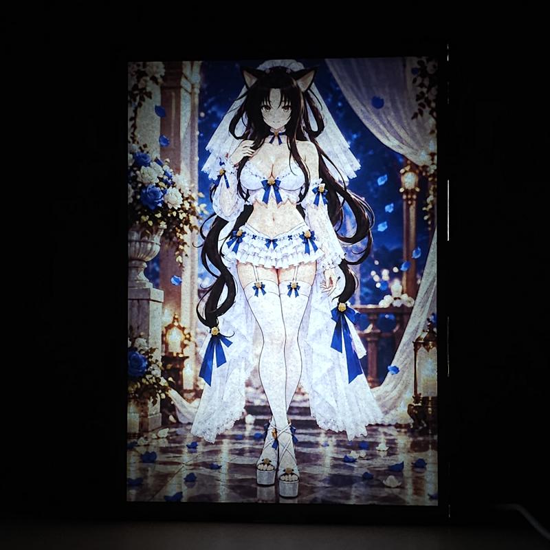 Lámpara LED Kuroka High School DxD - Noche de rosas azules - lámpara encendida