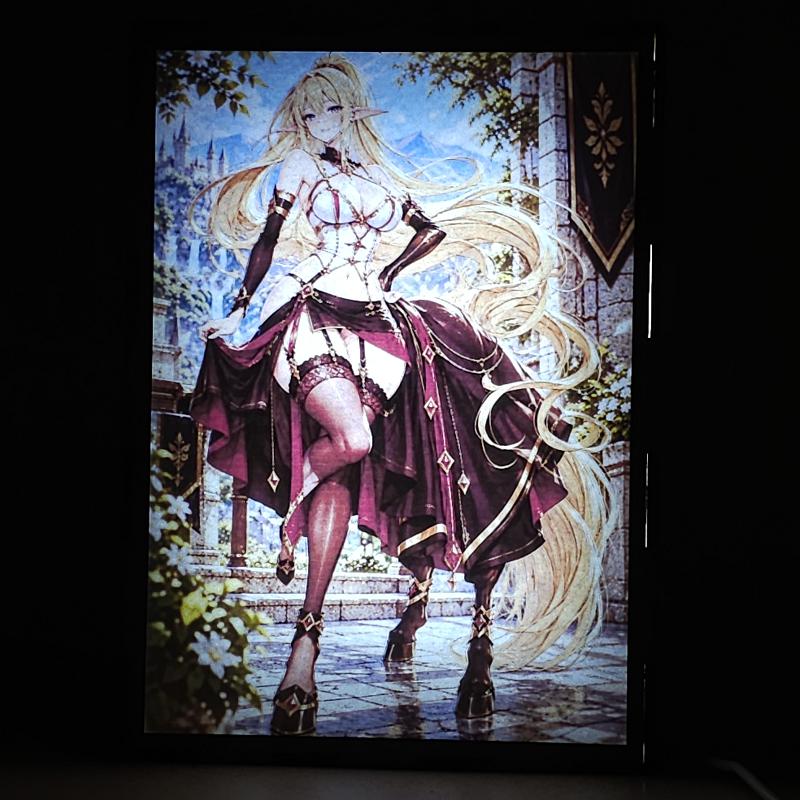 Lámpara LED Centorea Shianus - Monster Musume - Jardines del Castillo - lámpara encendida