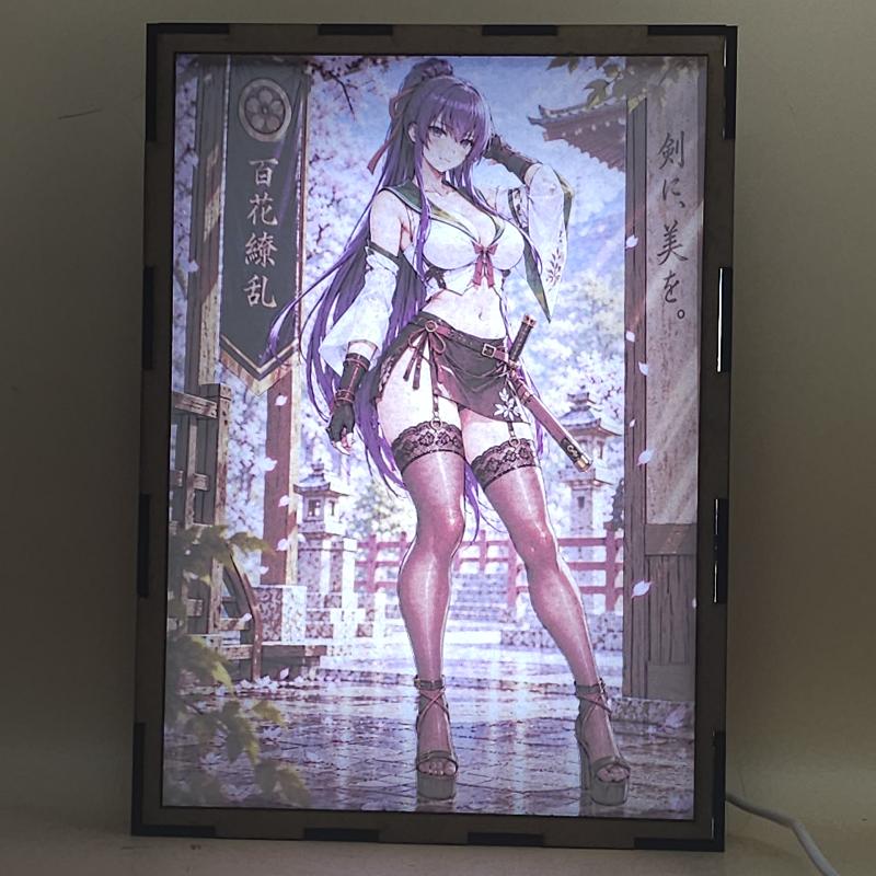 Lámpara LED Saeko Busujima - Highschool of the Dead - Sendero de Cerezos - lámpara encendida con luz ambiente