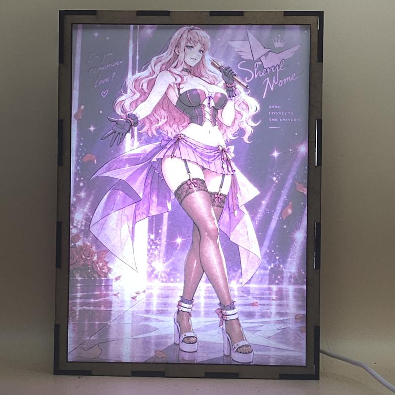 Lámpara LED Sheryl Nome - Macross Frontier - Escenario Estelar - lámpara encendida con luz ambiente