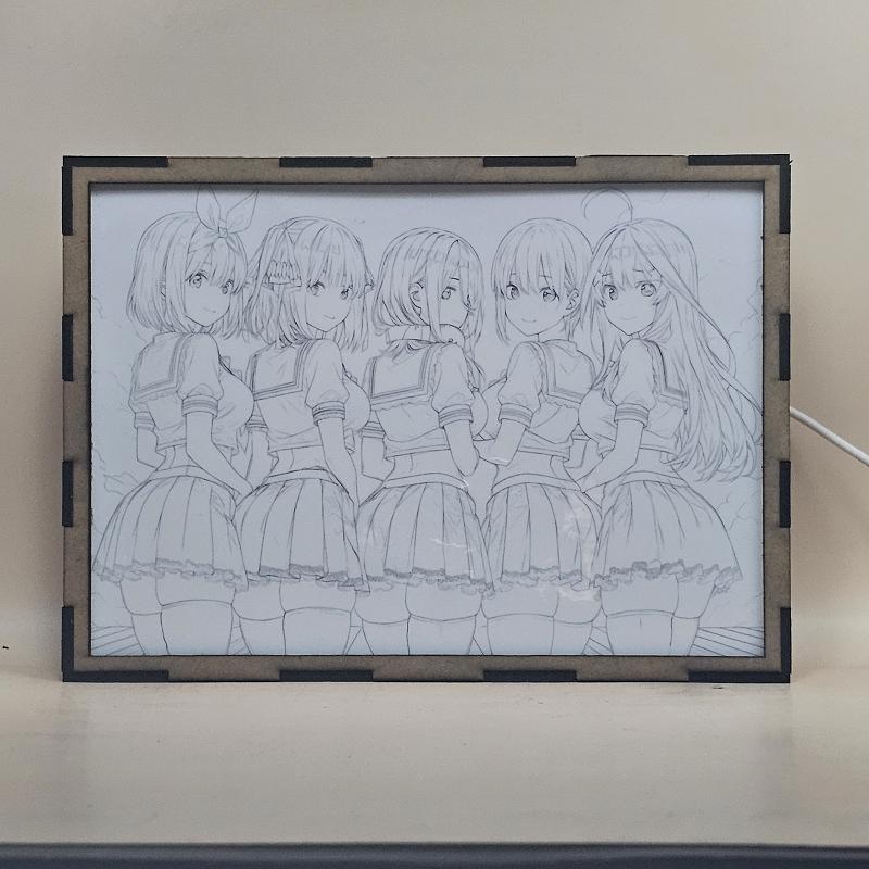 Lámpara LED de Las Quintillizas Nakano – Efecto Doble Imagen - imagen de galería