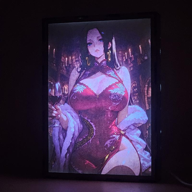 Lámpara LED Boa Hancock - One Piece - imagen de galería