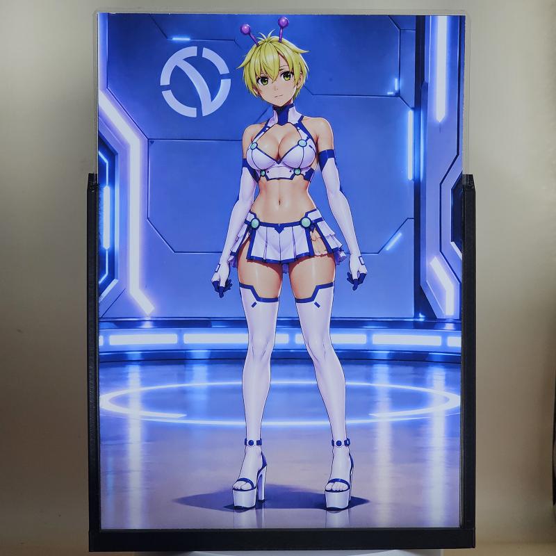Expositor 3D Bamora Dandadan - Traje espacial futurista - lámpara apagada