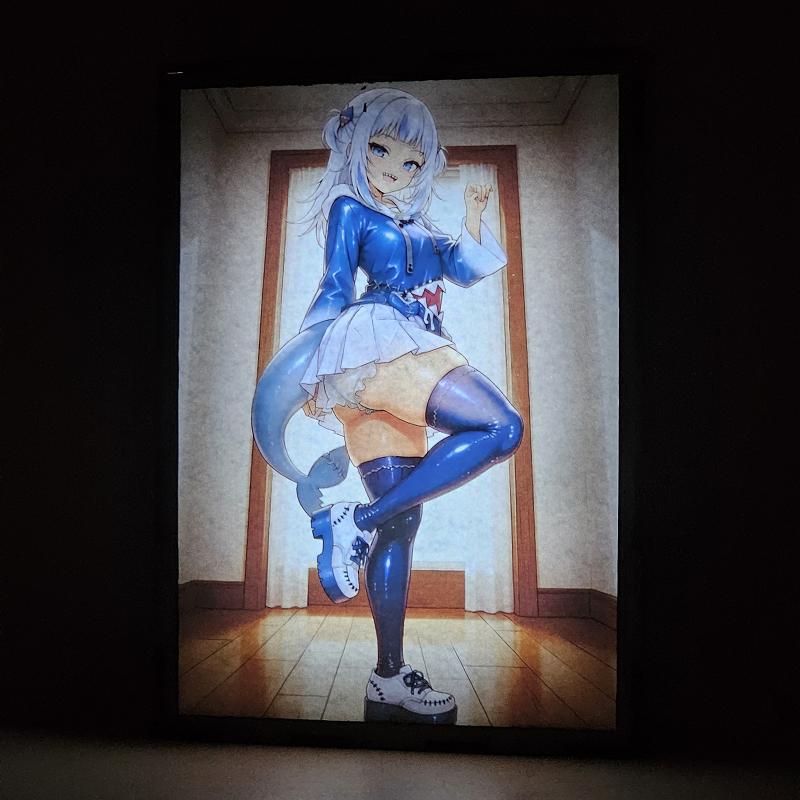 Lámpara LED Gawr Gura – hololive - lámpara encendida