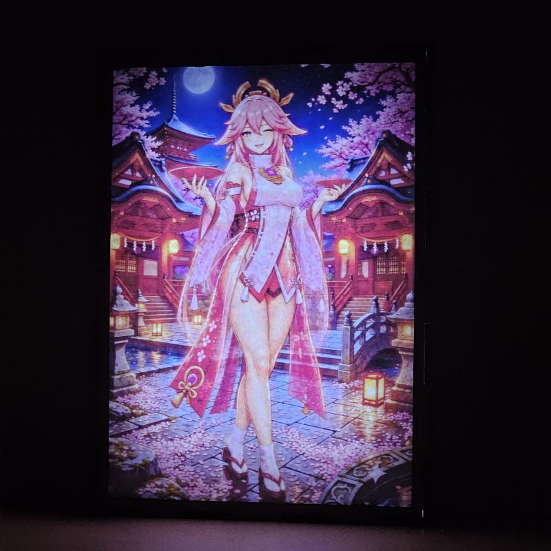 Lámpara LED Yae Miko – Genshin Impact - lámpara encendida