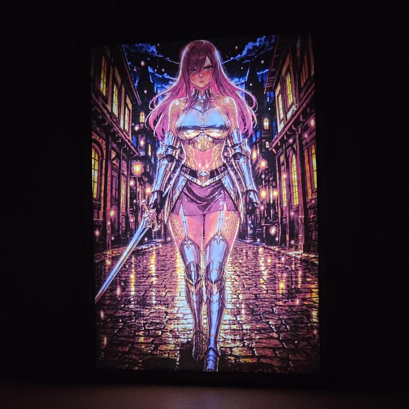 Lámpara Erza Scarlet – Fairy Tail - lámpara encendida