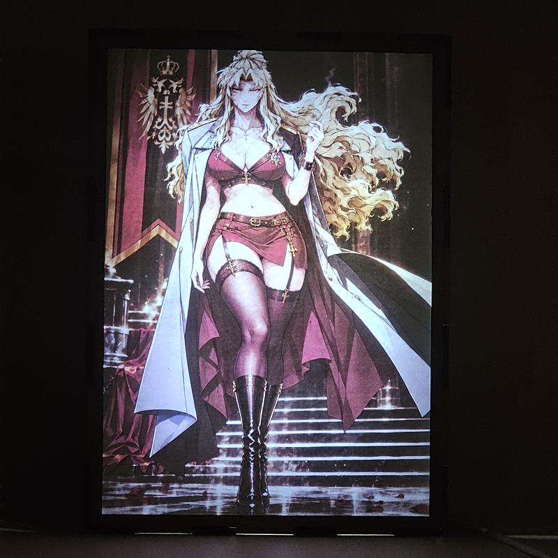 Lámpara Balalaika - Black Lagoon - lámpara encendida