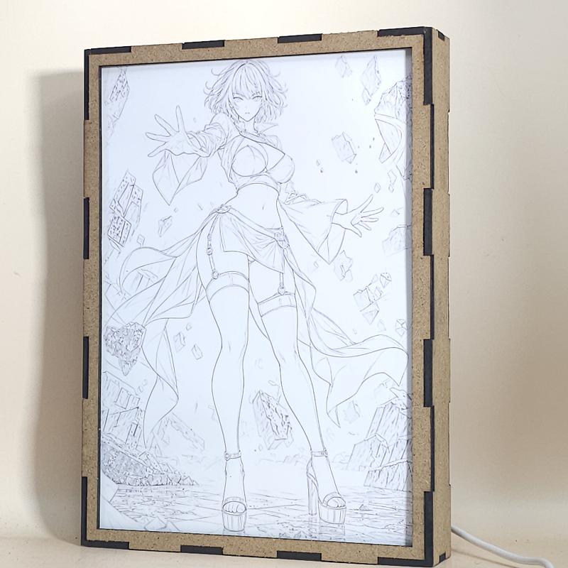 Lámpara Fubuki - One Punch Man - Poder Psíquico entre Escombros - lámpara encendida con luz ambiente